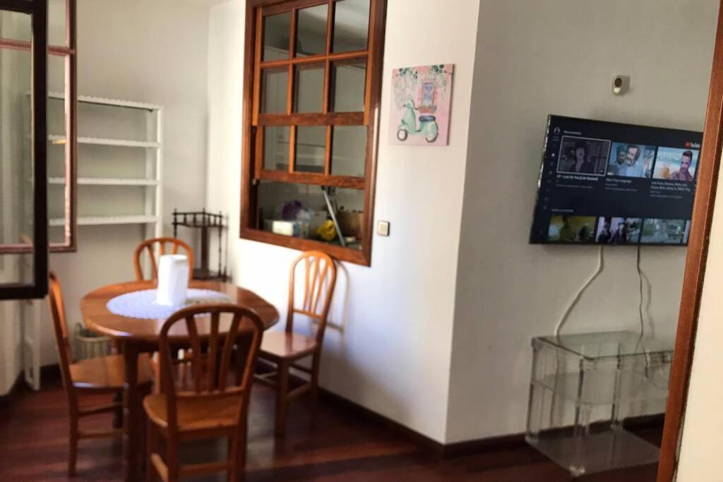 Apartamento En Pleno Centro Catedral 1D Oviedo Kültér fotó