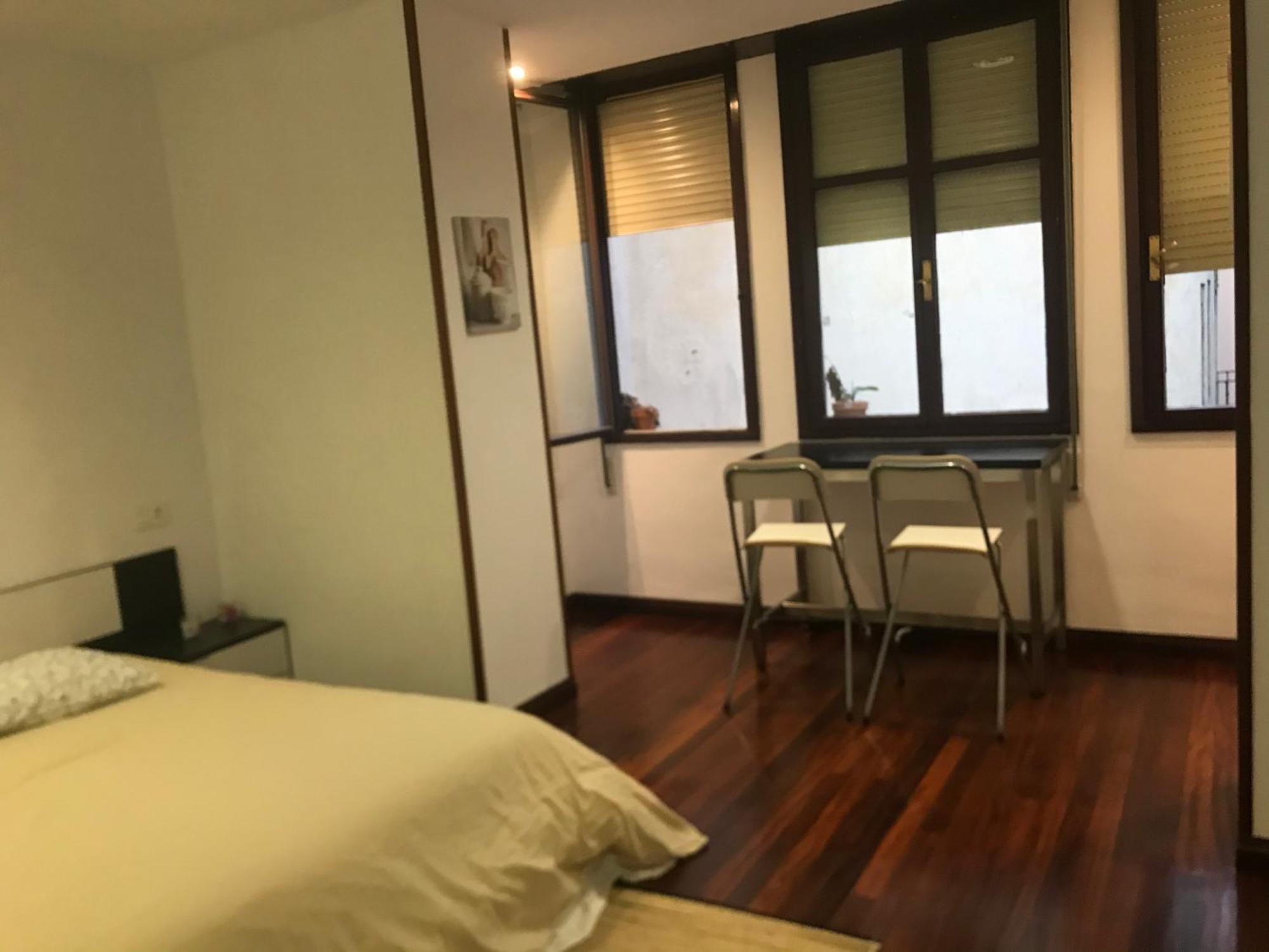 Apartamento En Pleno Centro Catedral 1D Oviedo Kültér fotó
